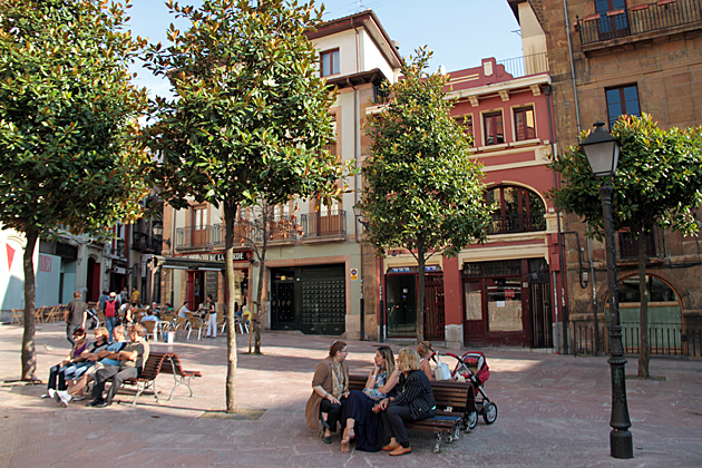 Read more about the article Plaza del Riego