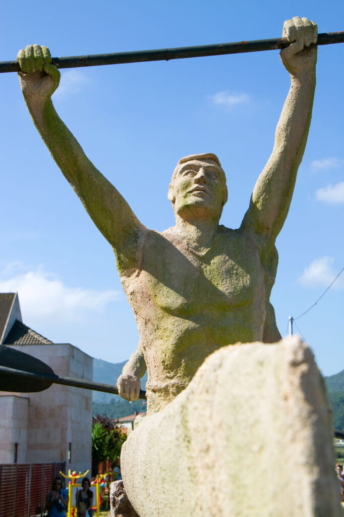 Descenso del Sella Winner Statue