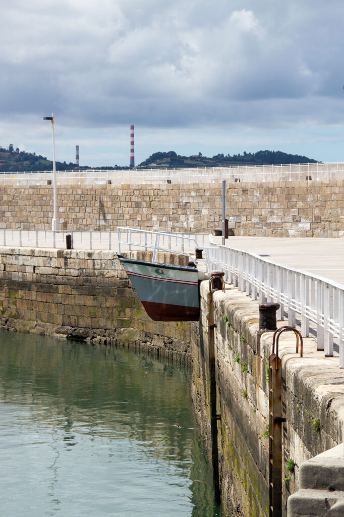 Stuck Boat Gijon