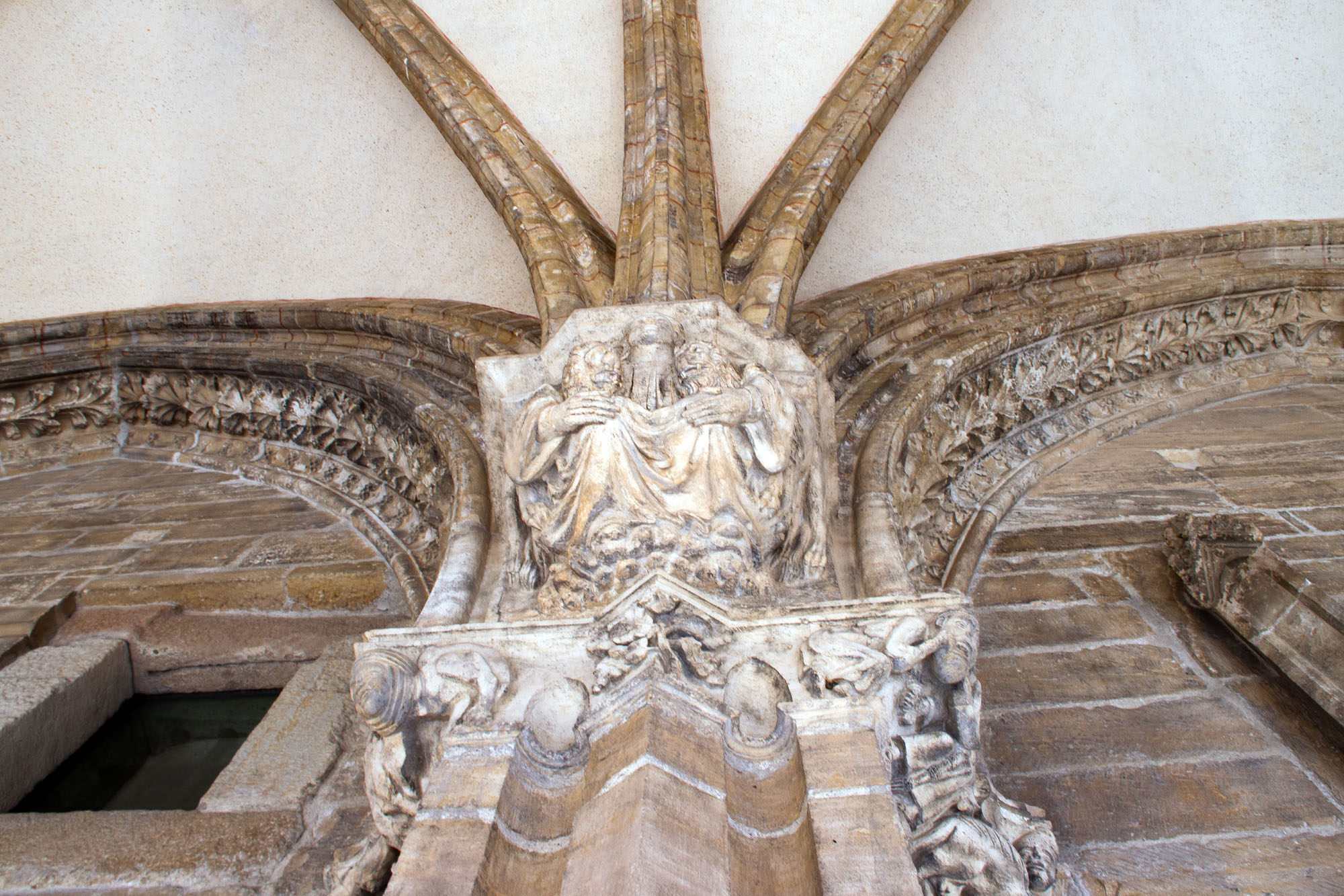 Oviedo Cloister Dudes