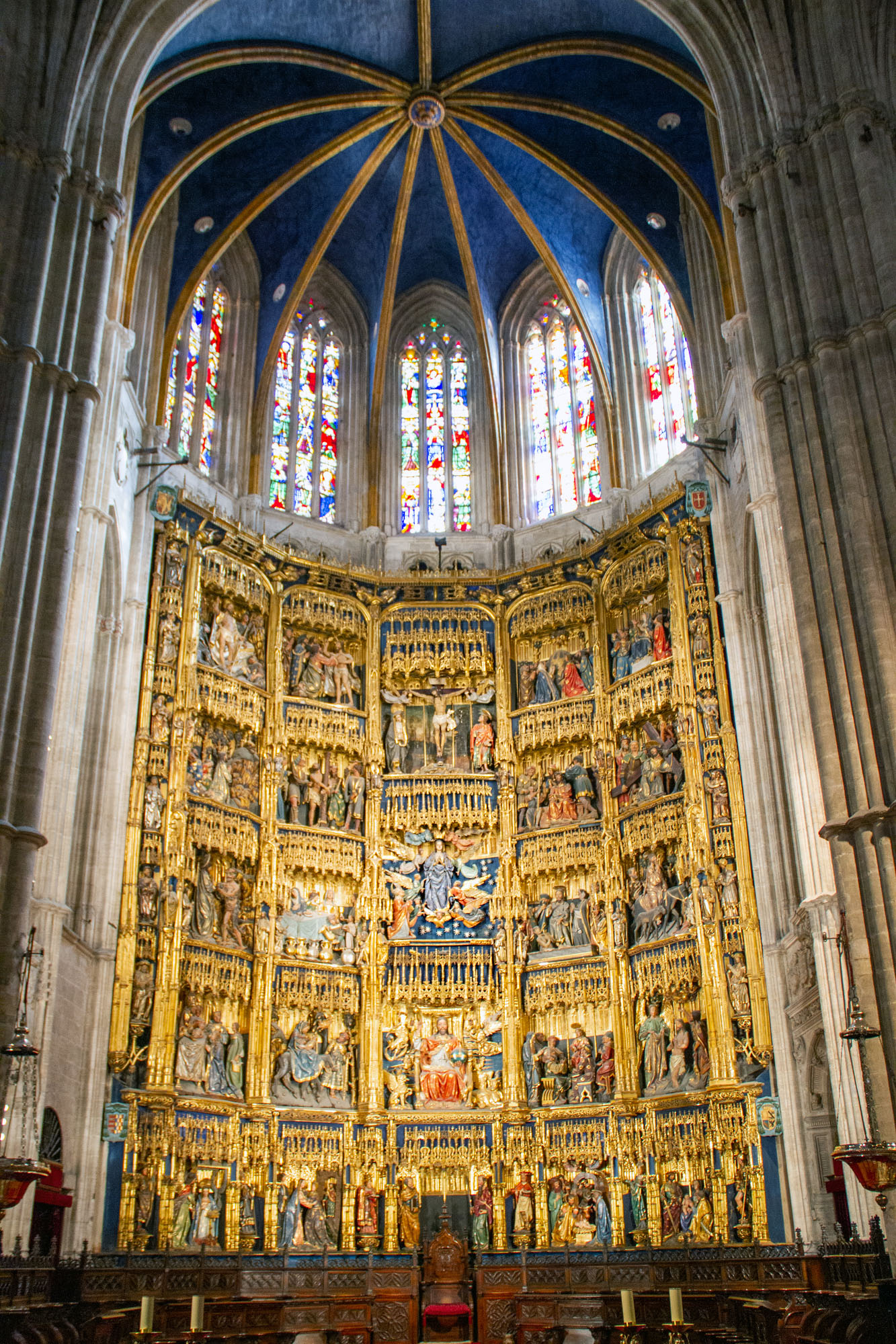 Altar Scene Cathedral Oviedo 