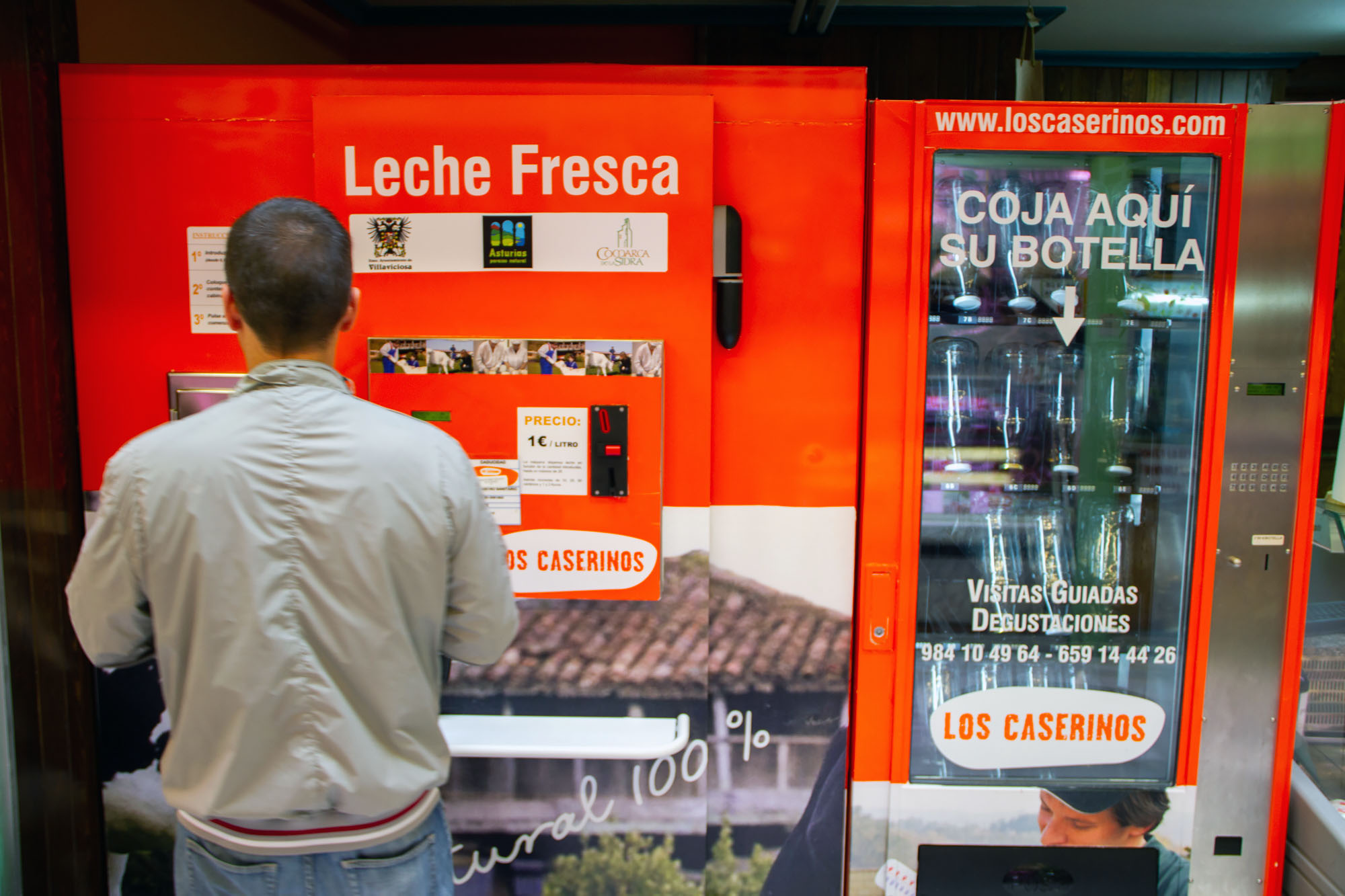 Fresh Milk bottle vending machin